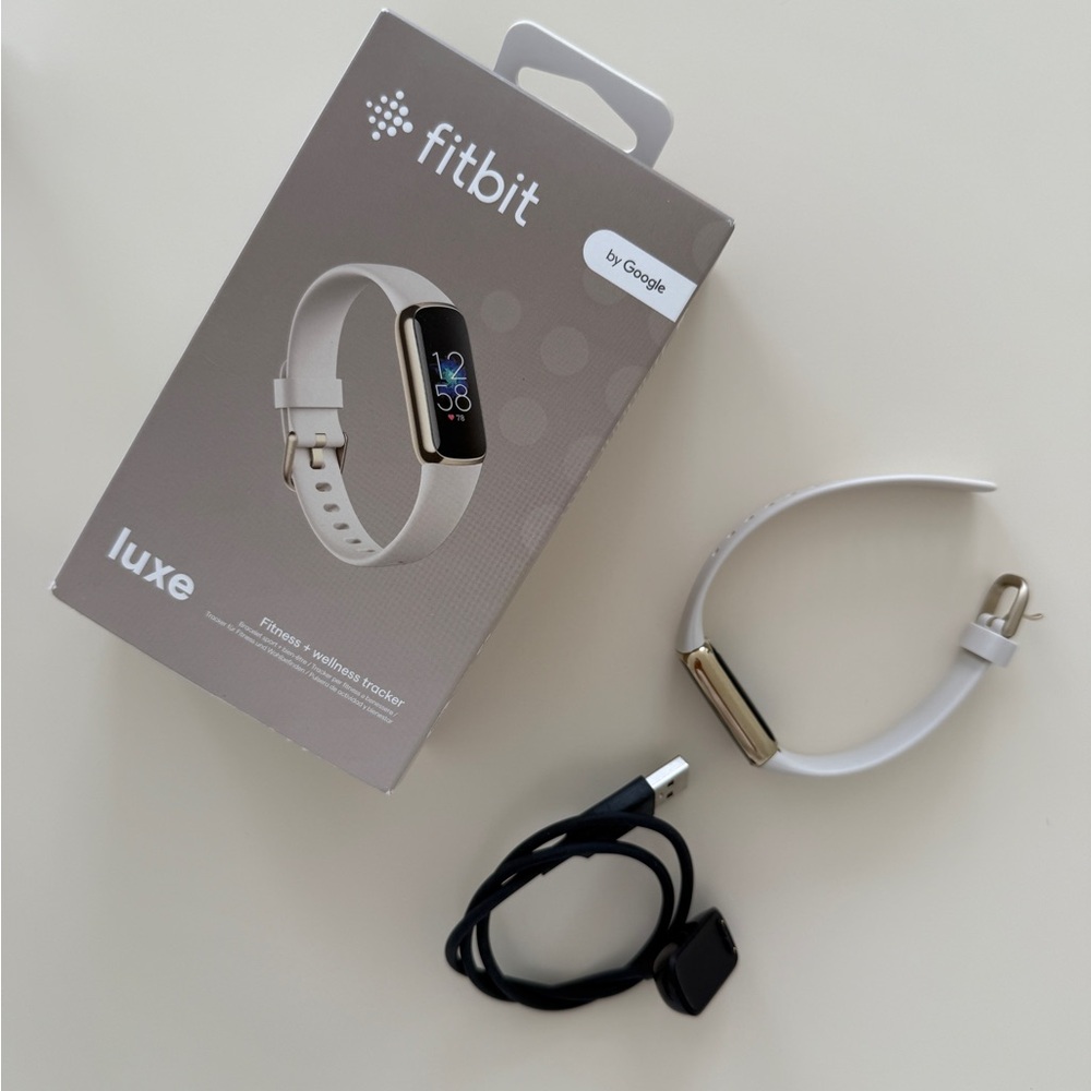 Fitbit Luxe Fitness Tracker (Lunar 
White/Soft Gold Stainless Steel) - Picture 3 of 14